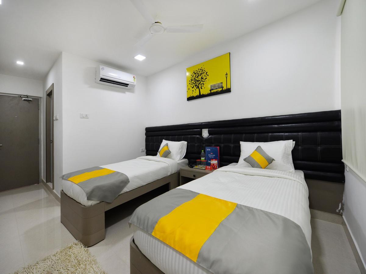 Hotel La Riviera Hyderabad